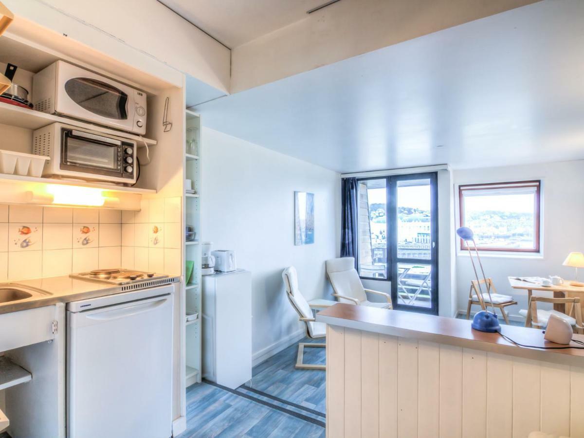 Apartment Les Marinas-7 By Interhome Довиль Экстерьер фото