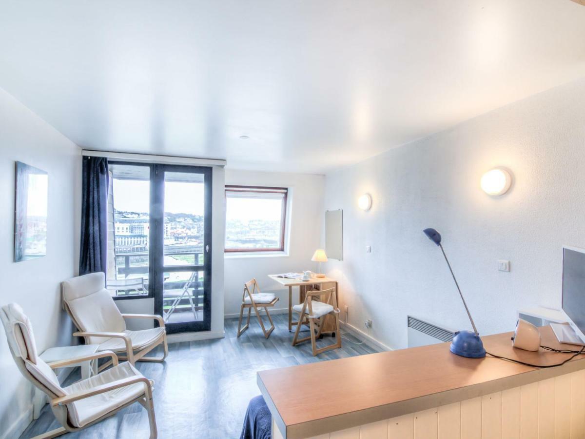 Apartment Les Marinas-7 By Interhome Довиль Экстерьер фото