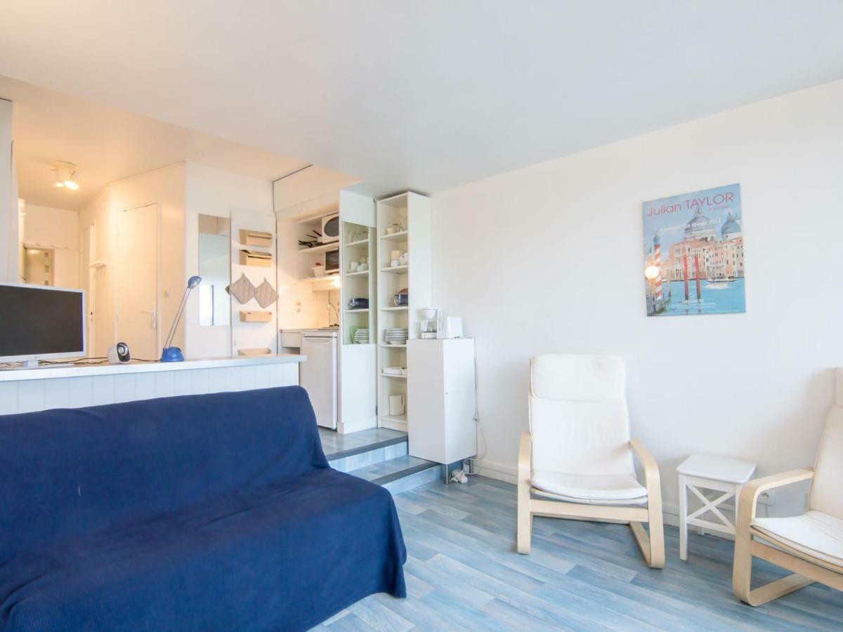Apartment Les Marinas-7 By Interhome Довиль Экстерьер фото